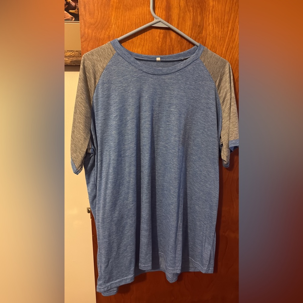 Men's Blue and Gray Raglan Shirt